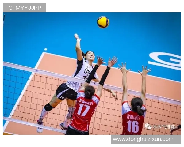 重庆排球队进攻策略揭秘:深度解析排球战术与团队协作